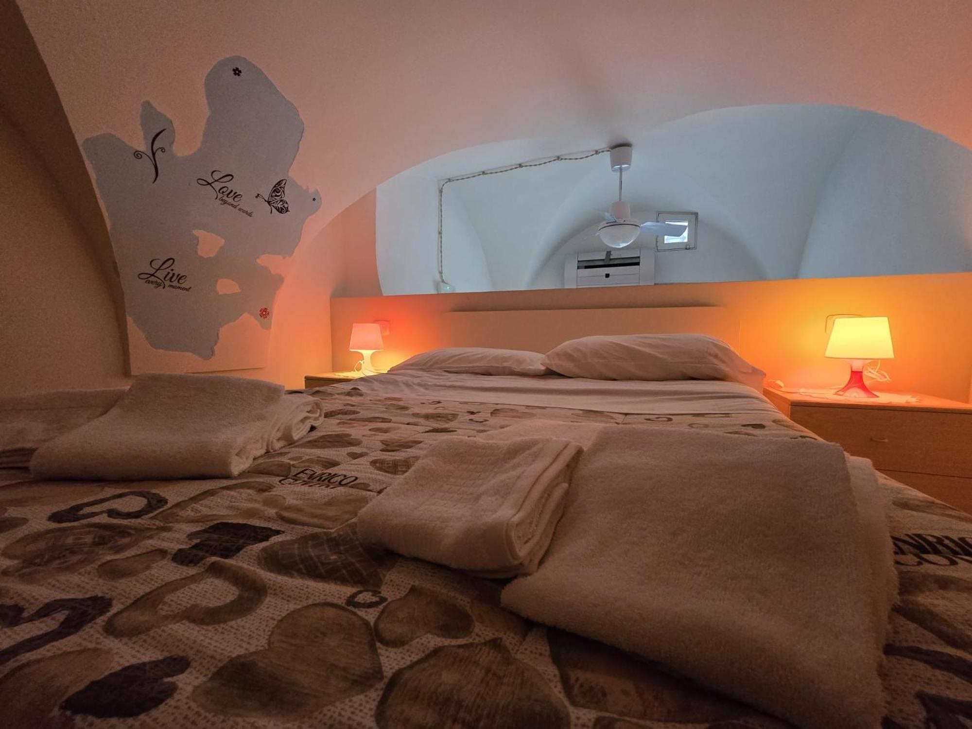 Lo Scrigno Dei Sogni Villa โปลีญาโนอามาเร ภายนอก รูปภาพ