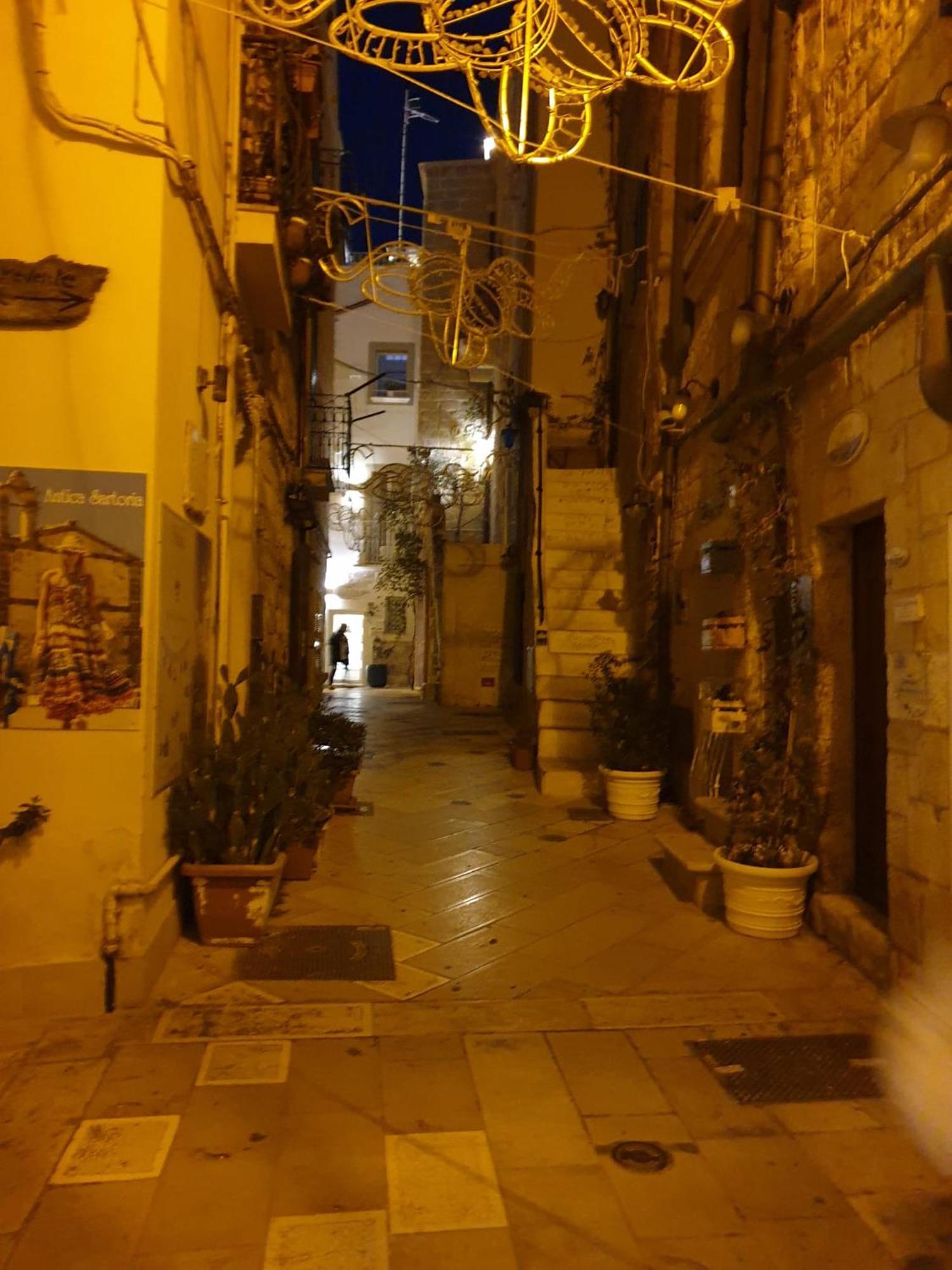 Lo Scrigno Dei Sogni Villa โปลีญาโนอามาเร ภายนอก รูปภาพ
